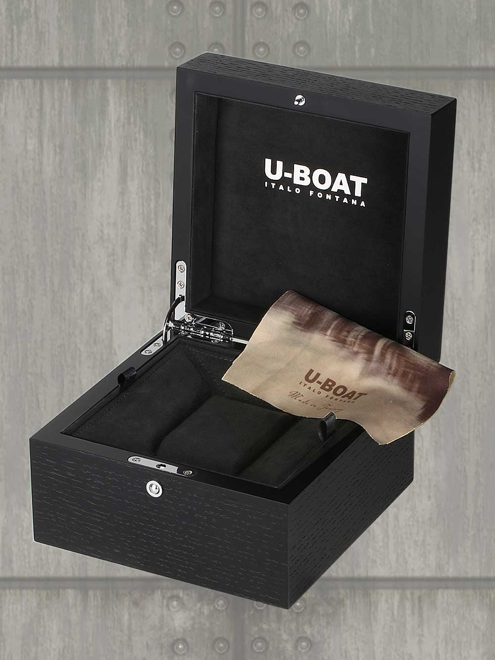 U-BOAT Mod. 8105