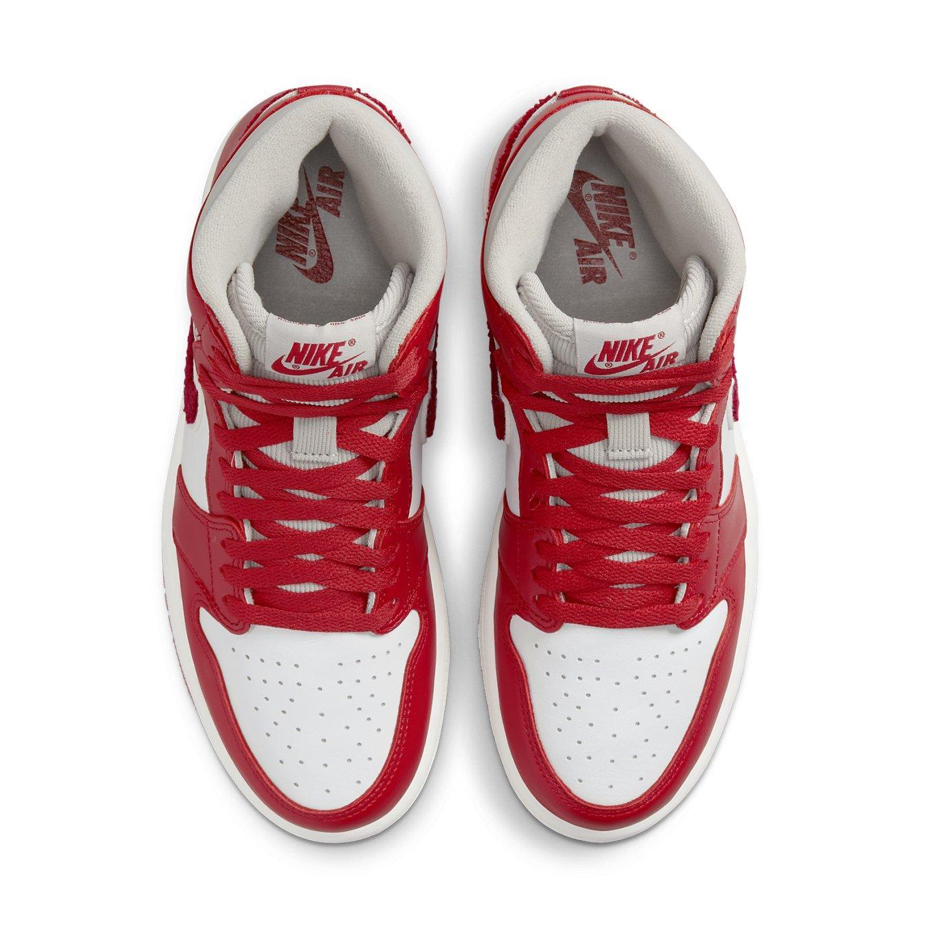 Jordan 1 Retro High OG Varsity Red