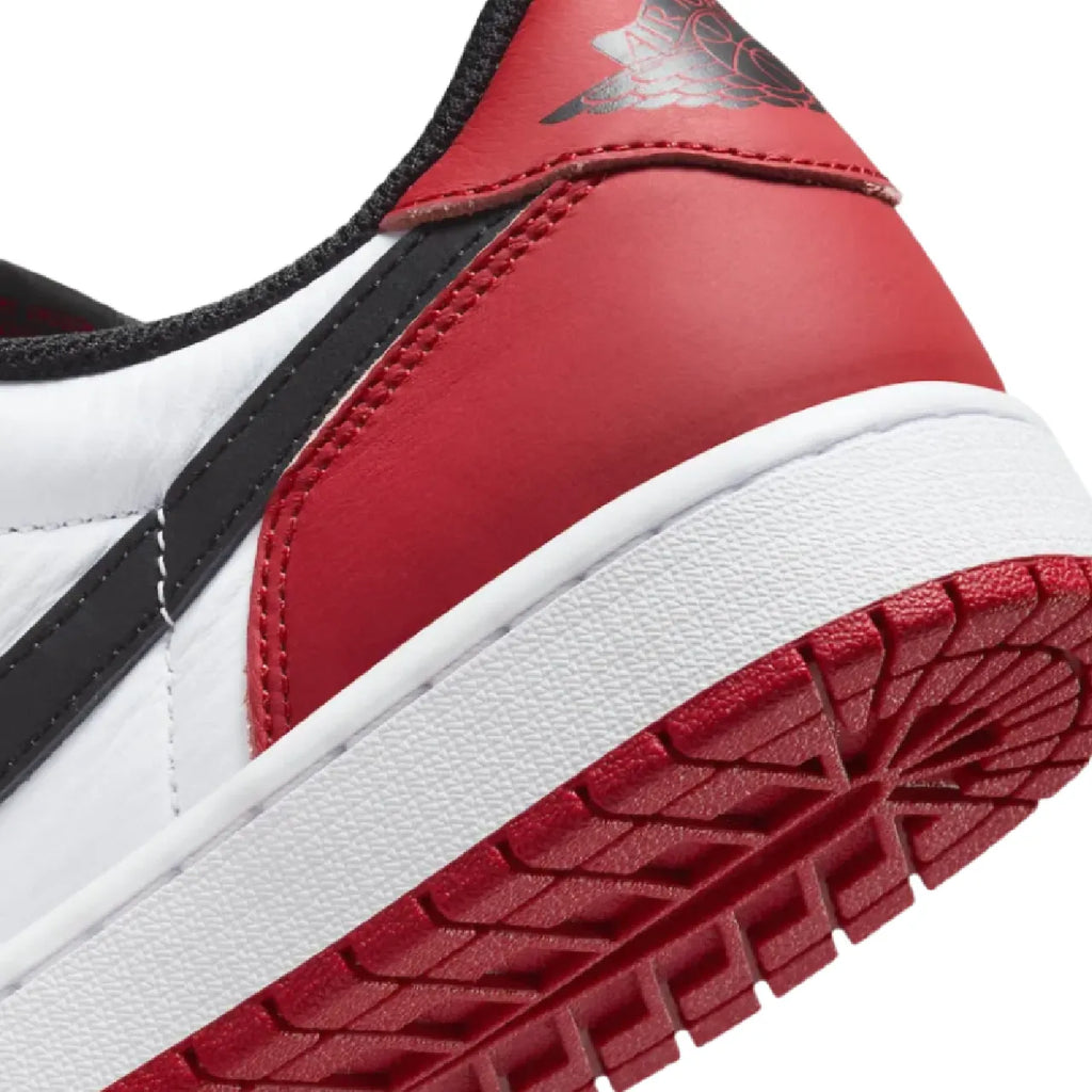 Jordan 1 Retro Low OG Black Toe (2023)