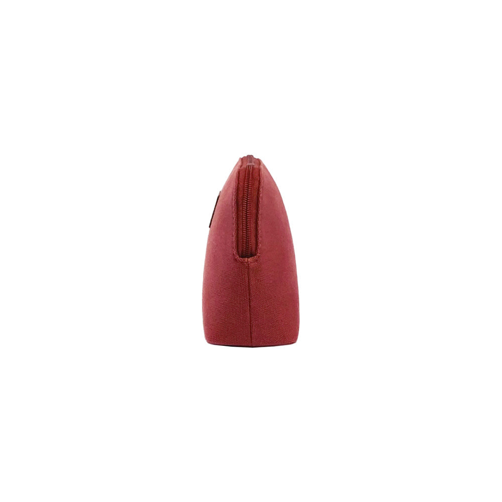 K0026XB | Women's Pouch Bag in Canvas/Genuine Full-Grain Milled Leather - Bordeaux/Dark Brown. Zip closure. Dimensions: 17 x 13 x 6.5 cm - Packaging: Non-woven bag