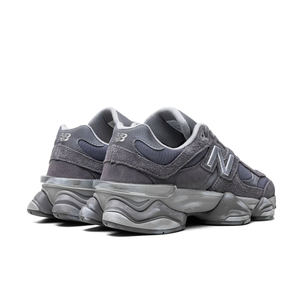 New Balance 9060 Magnet