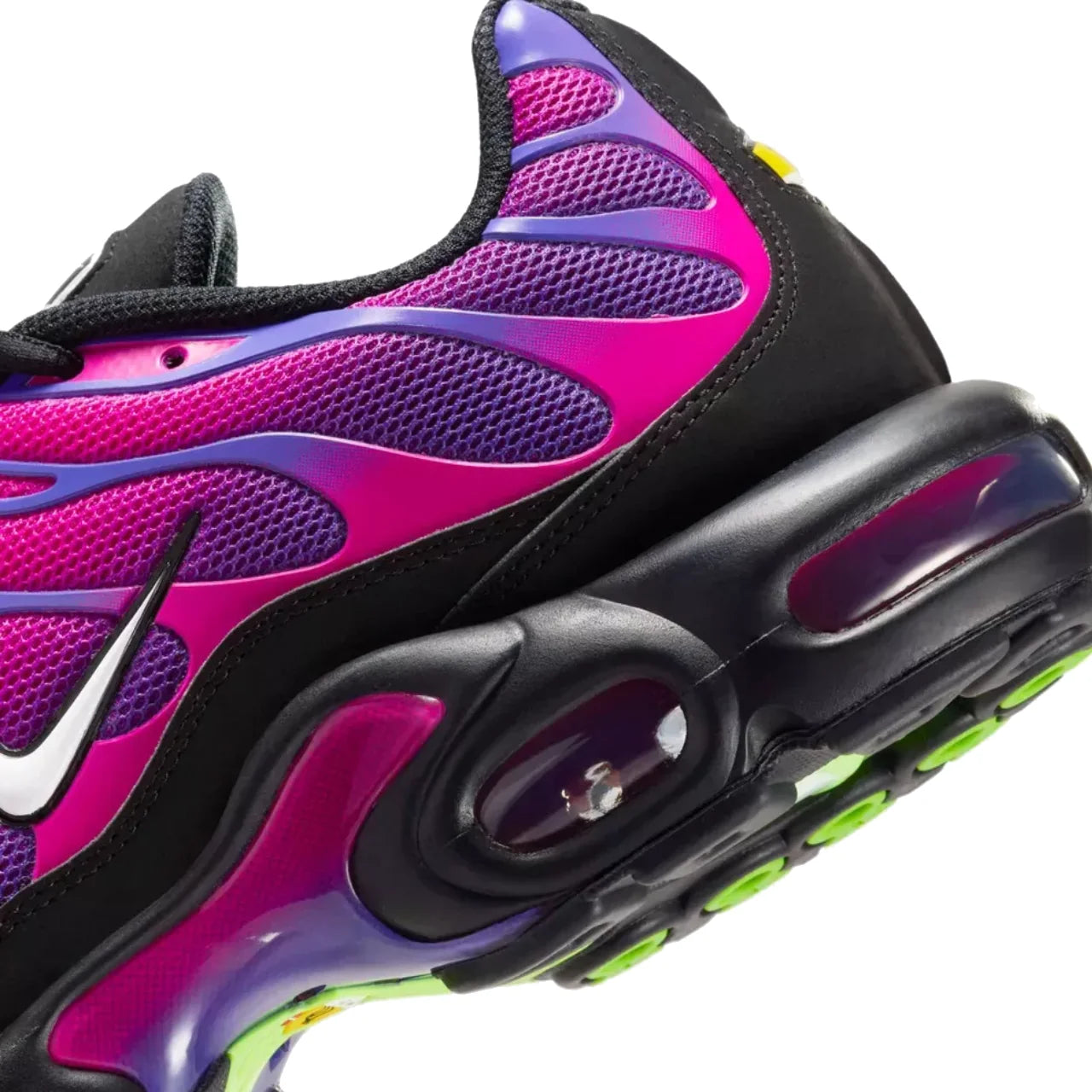 Nike Air Max Plus Rebellious Air Fireberry