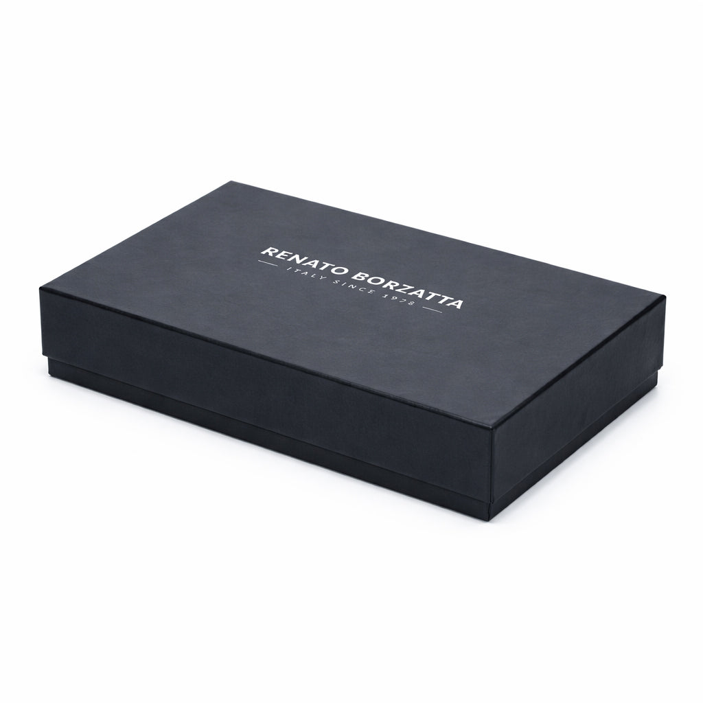 RB1084SCH | Women's zippered wallet made in Italy from smooth, matte genuine leather. Color: Royal Blue. Dimensions: 20 x 10 x 2.5 cm.