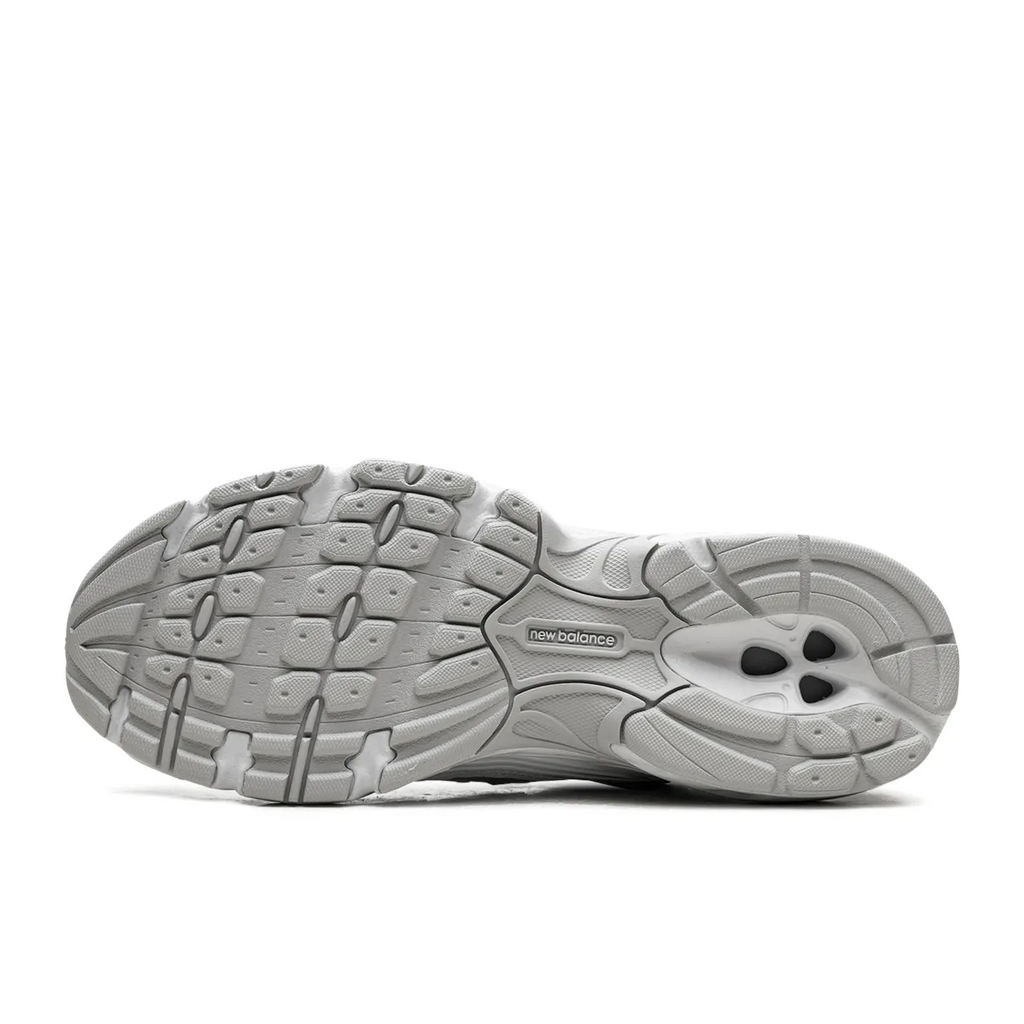 New Balance 530 Silver Metallic Polka Dots