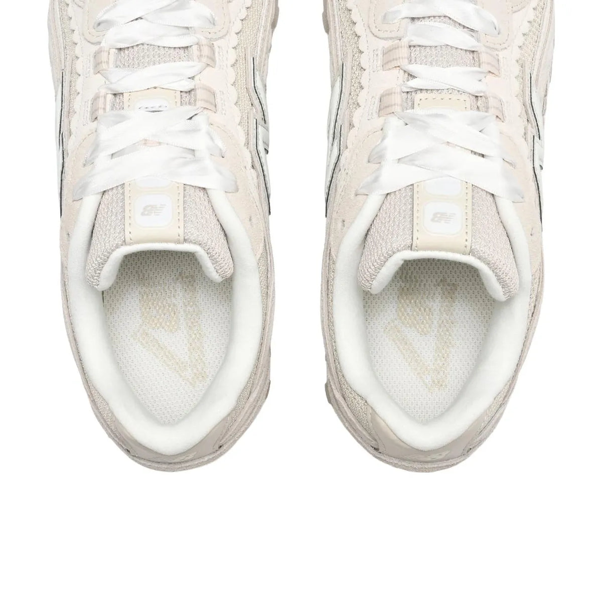 New Balance 204L Sea Salt