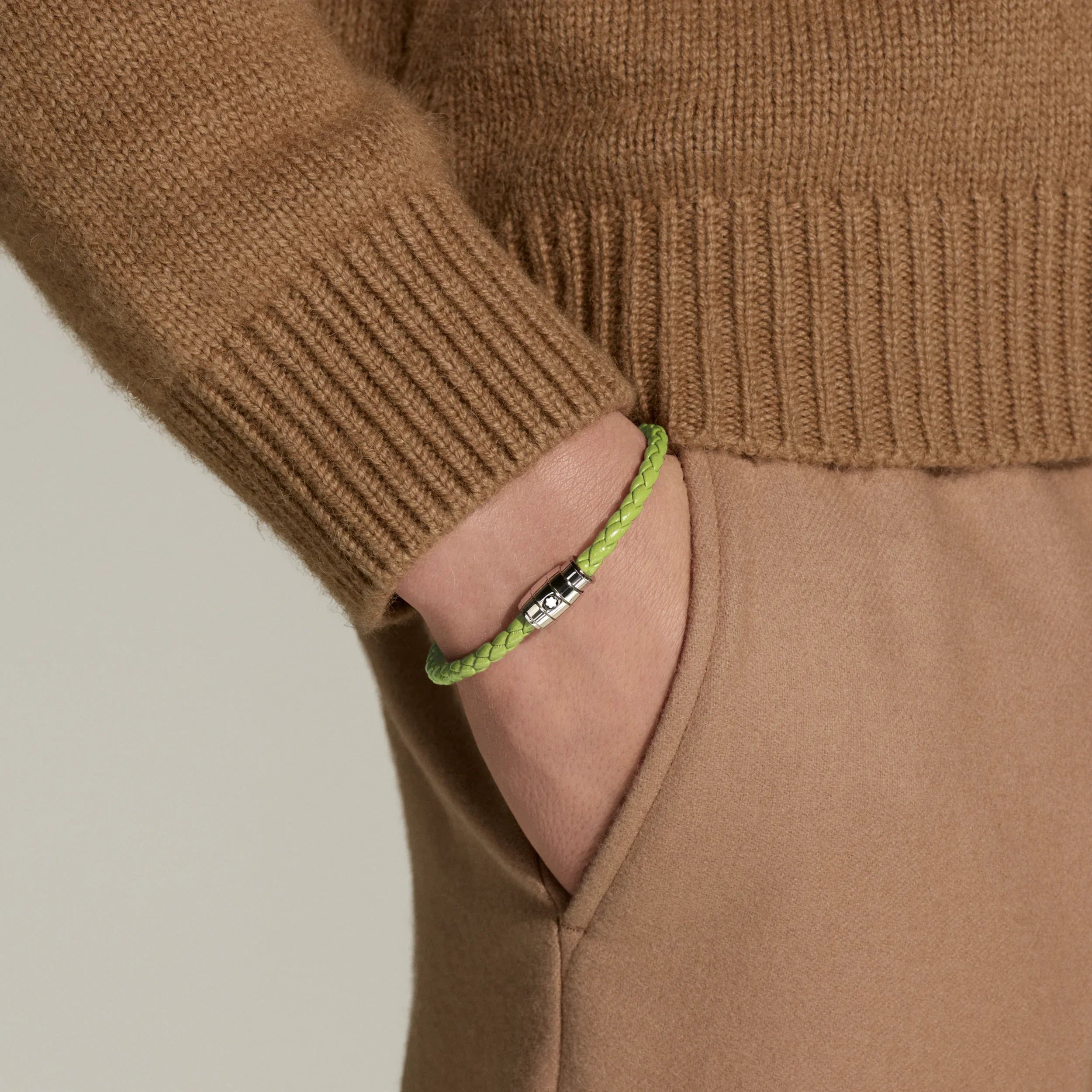 Montblanc bracciale in acciaio a 3 anelli e pelle Meisterstück Lime misura S 13429260